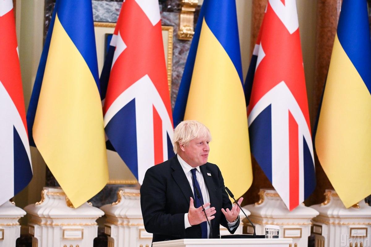 Борис Джонсон метафорично висловився про можливі переговори з РФ / фото УНІАН Борис Джонсон метафорично висловився про можливі переговори з РФ / фото УНІАН