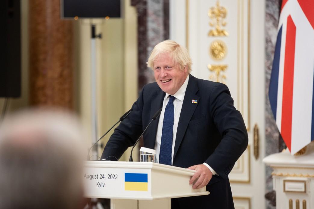 Борис Джонсон стал Почетным доктором львовского вуза / фото офис президента