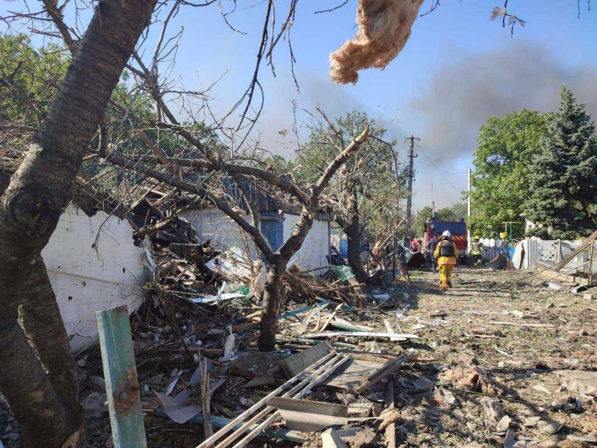 22 человека погибли в результате ракетного удара по Днепропетровской области / фото соцсети 22 человека погибли в результате ракетного удара по Днепропетровской области / фото соцсети