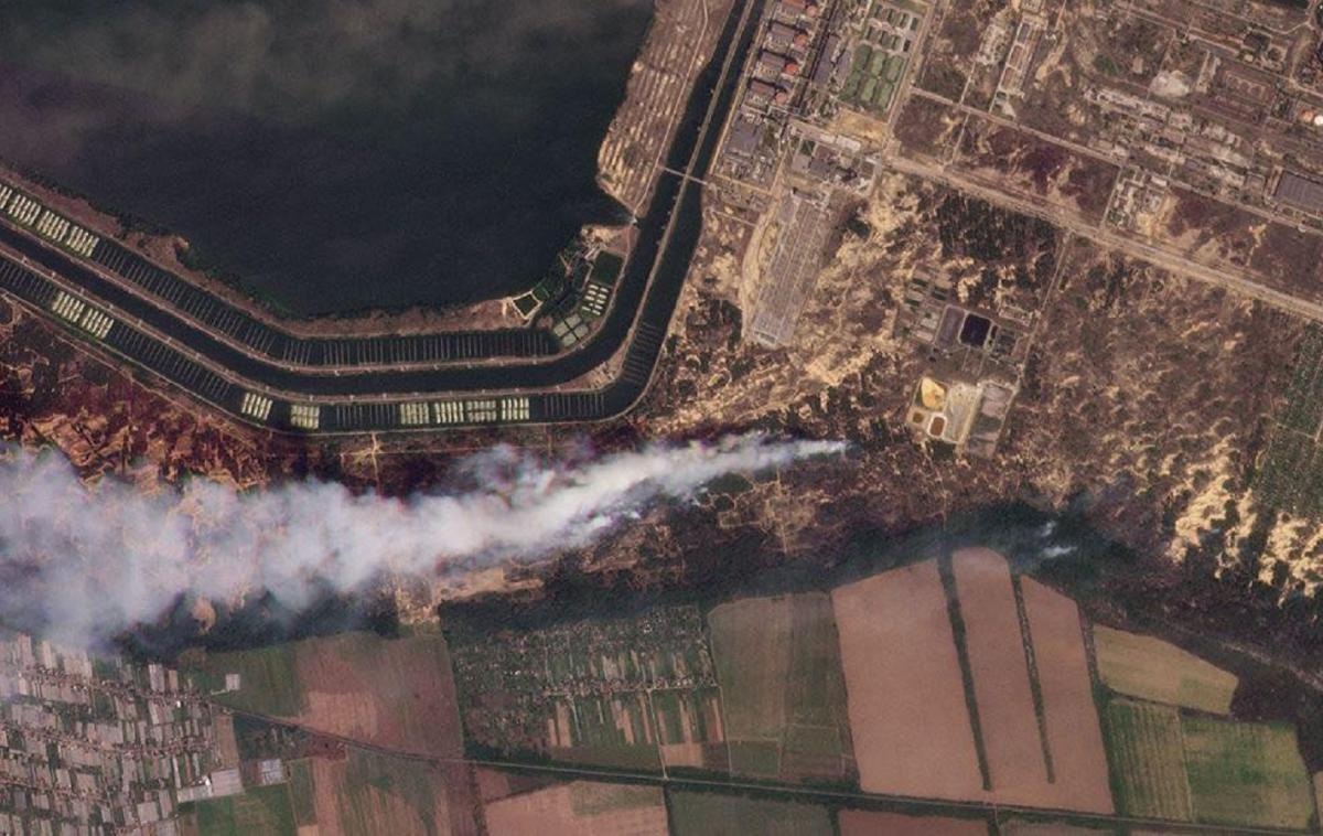 Фото - пожар вблизи Запорожской АЭС в 10:39 24 августа / Planet Labs Фото - пожар вблизи Запорожской АЭС в 10:39 24 августа / Planet Labs