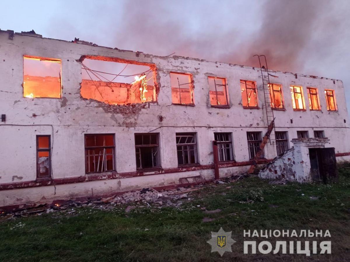 На Сумщині через обстріли військ РФ постраждали 2 людей / фото МВС України На Сумщині через обстріли військ РФ постраждали 2 людей / фото МВС України
