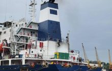 Первое судно с украинским продовольствием вышло из Одесского порта (фото, видео)