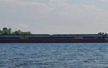 Окупанти в Херсонській області вкрали найвідомішу в Україні "кавунову" баржу - ЗМІ