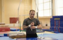 "Там очень сильно работает ТВ": олимпийский чемпион рассказал о сложностях в общении с родственниками из Донецка