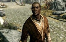 Забавный баг: игрок в Skyrim обнаружил известного персонажа в крайне необычном месте