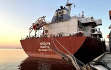 Из крупнейшего порта "Южный" впервые с 24 февраля отправлено судно с продовольствием (фото)