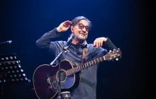 Лидера группы ДДТ Юрия Шевчука оштрафовали за "дискредитацию российской армии"