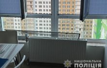 В Одессе 3-летняя девочка выпала с 21 этажа и погибла: родителей дома не было