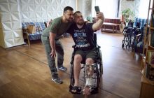 Зеленский посетил украинских военных в больнице Львова (фото)
