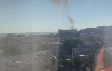 Над штабом Чорноморського флоту в Севастополі утворився "гриб": повідомляють про вибухи