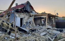 Понівечена школа, зруйнований будинок: росіяни всю ніч гатили по частині Дніпропетровщини (фото)
