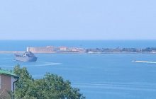 У Криму знову вибухи: Жданов допустив удар по Чорноморському флоту в Алупці