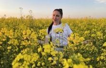 Жена Дмитрия Гордона проникновенно спела "Козацькому роду нема переводу"
