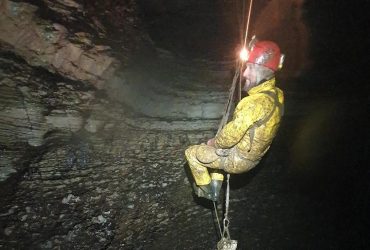 Вчені виявили найглибшу печеру Австралії (фото)