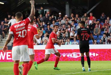 Асист Яремчука та перемога Бенфіки, камбек фіналіста Ліги Європи: всі результати Ліги чемпіонів (відео)