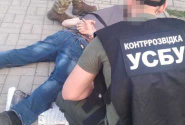 Повелся на обещание врага: задержан агент ФСБ, корректировавший ракетные удары по Запорожью (фото)