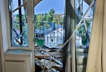 Россия снова обстреляла Днепропетровскую область: под огонь попали дома и авто гражданских