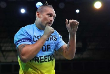 Невероятная скорость и ловкость: Усик показал впечатляющий трюк во время тренировки (видео)