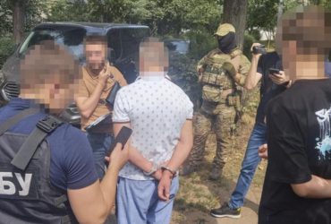 У Дніпрі викрили схему розкрадання гуманітарки на мільйони гривень (фото, відео)