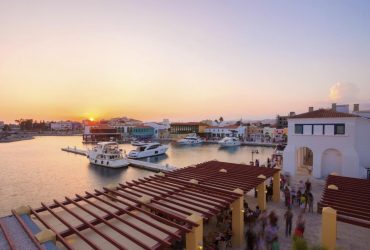 Еще две страны выступают против запрета выдачи туристических виз россиянам