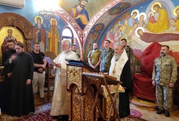 Онуфрий встретился с пленными оккупантами и заявил, что молится за всех людей на поле боя