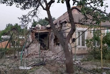 Багато руйнувань: росіяни накрили Нікополь десятками реактивних снарядів (фото)