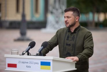 Зеленський розповів, що робити росіянам, яких забирають на війну