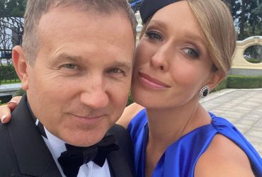 Юрий Горбунов показал обстрелянную скорую с передовой (фото)