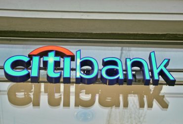 Американський Citibank припиняє операції в Росії