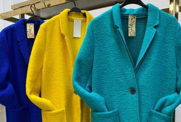 Названо модний верхній одяг на осінь 2022: повинен бути у кожного