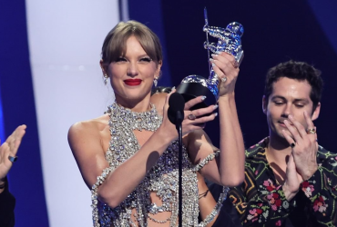 Известны победители MTV Video Music Awards 2022, среди них - украинец