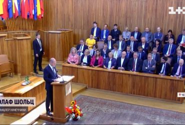 Какие страны ЕС хотят не хотят запрещать россиянам въезд в Европу