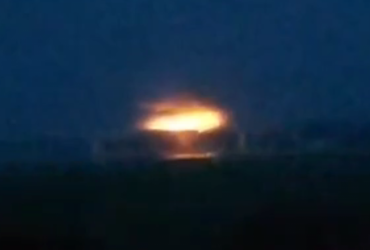 В сети сообщили о новом ударе по Антоновскому мосту: опубликовано видео