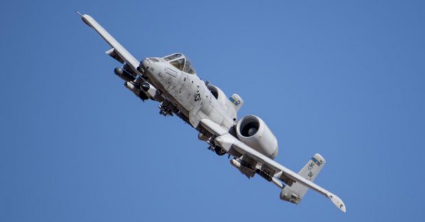 що відомо про літак, який розбився біля Ірану