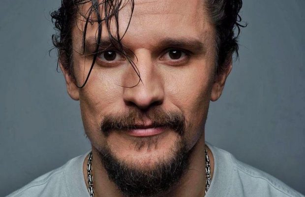 Секс-символ українського кіно Цимбалюк раптово зізнався в коханні екс-дружині