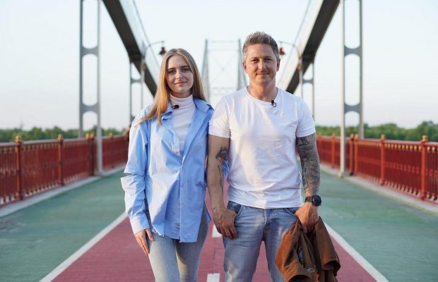 17-річна дочка Педана поїхала за кордон зі своїм бойфрендом