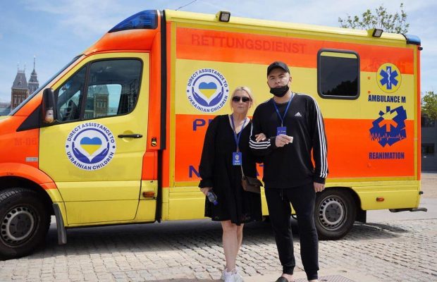 "Мама" Вєрки Сердючки показала рідкісне фото чоловіка і дочки