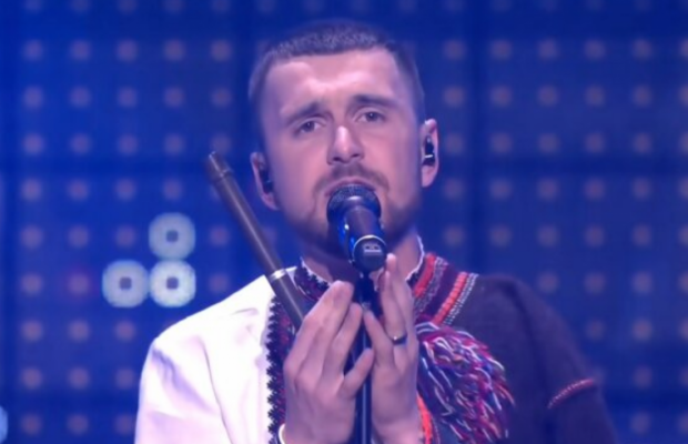 Сопілкар з Kalush Orchestra розповів про рідних, які отримали поранення на фронті