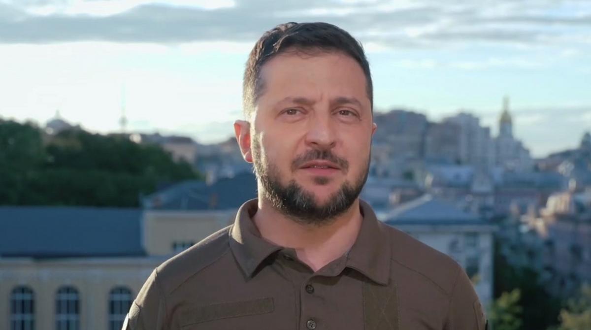 Зеленский обратился к ученикам и студентам в честь 1 сентября / скриншот с видео Зеленский обратился к ученикам и студентам в честь 1 сентября / скриншот с видео