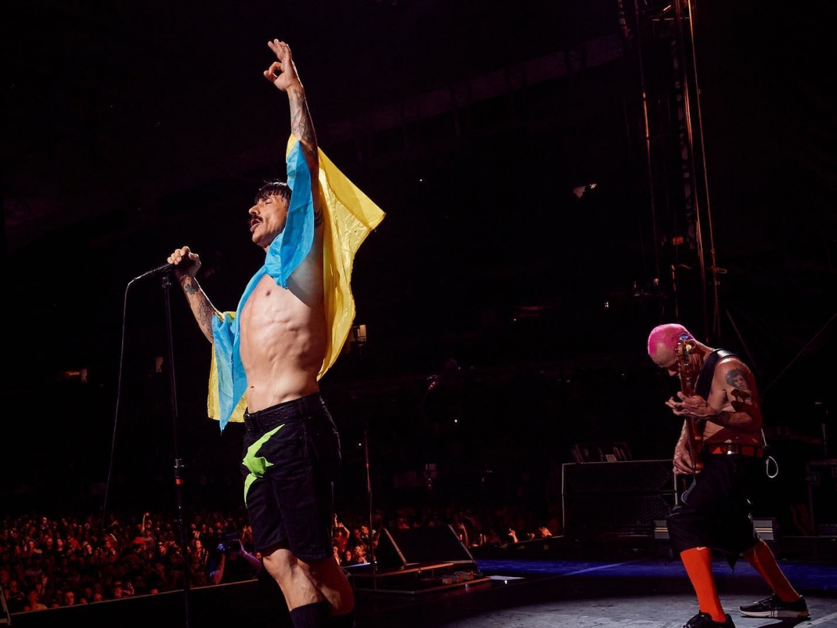 Группа поддержала Украину / facebook.com/ChiliPeppers Группа поддержала Украину / facebook.com/ChiliPeppers