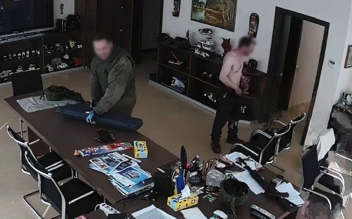 Россияне после убийства гражданских обокрали предприятие и уехали / фото t.me/pgo_gov_ua Россияне после убийства гражданских обокрали предприятие и уехали / фото t.me/pgo_gov_ua