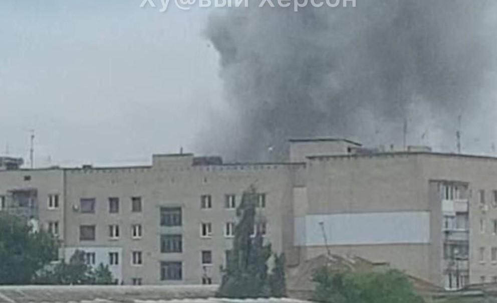 В Херсоні знищено базу РФ / соцмережі В Херсоні знищено базу РФ / соцмережі