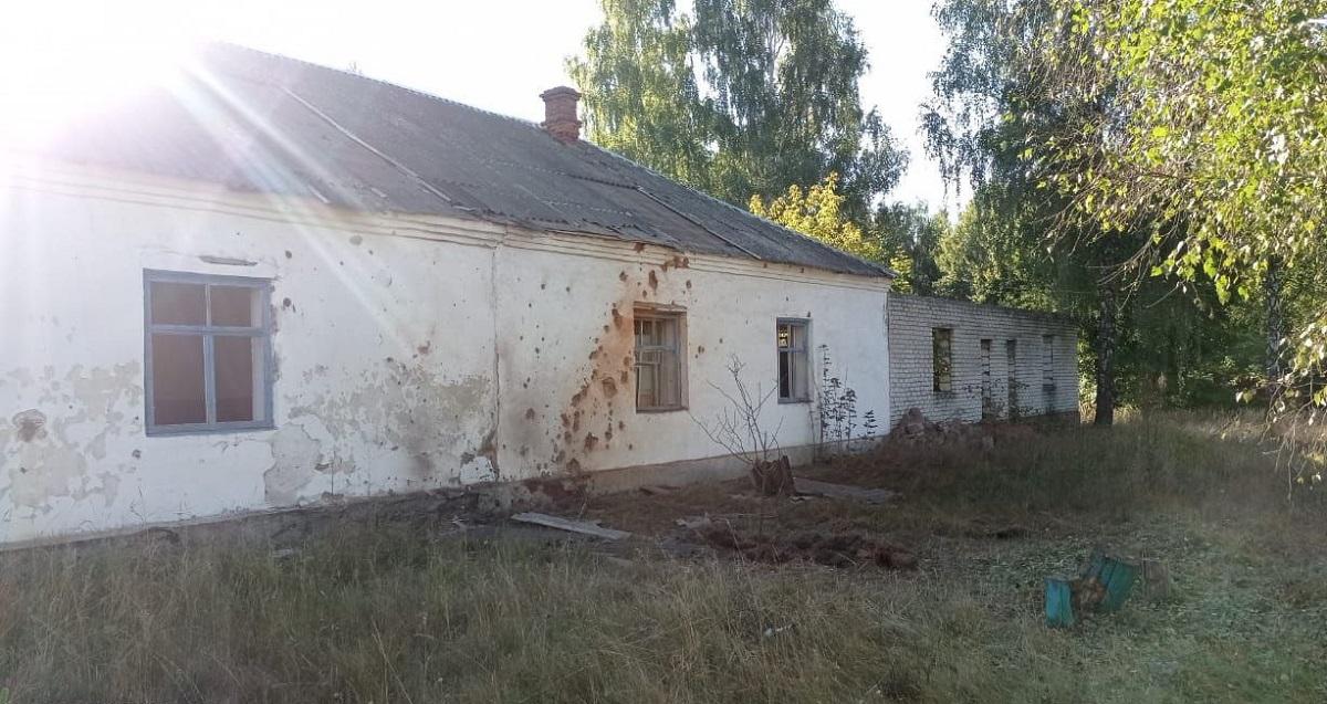 Наслідки російського обстрілу Зноб-Новгородської громади / фото t.me/Zhyvytskyy Наслідки російського обстрілу Зноб-Новгородської громади / фото t.me/Zhyvytskyy