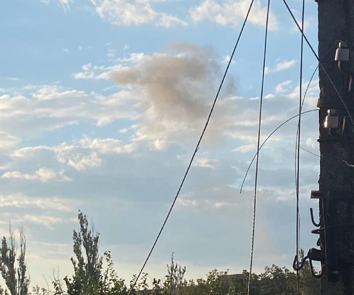 У британській розвідці пояснили, чому вибухи в Маріуполі могли стривожити Росію / фото t.me/mrplsprotuv У британській розвідці пояснили, чому вибухи в Маріуполі могли стривожити Росію / фото t.me/mrplsprotuv
