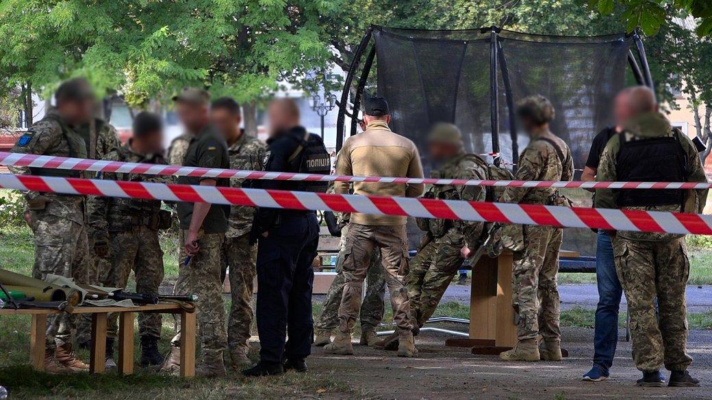 Внаслідок вибуху постраждали 8 дітей та 7 дорослих \ фото Суспільне Внаслідок вибуху постраждали 8 дітей та 7 дорослих \ фото Суспільне