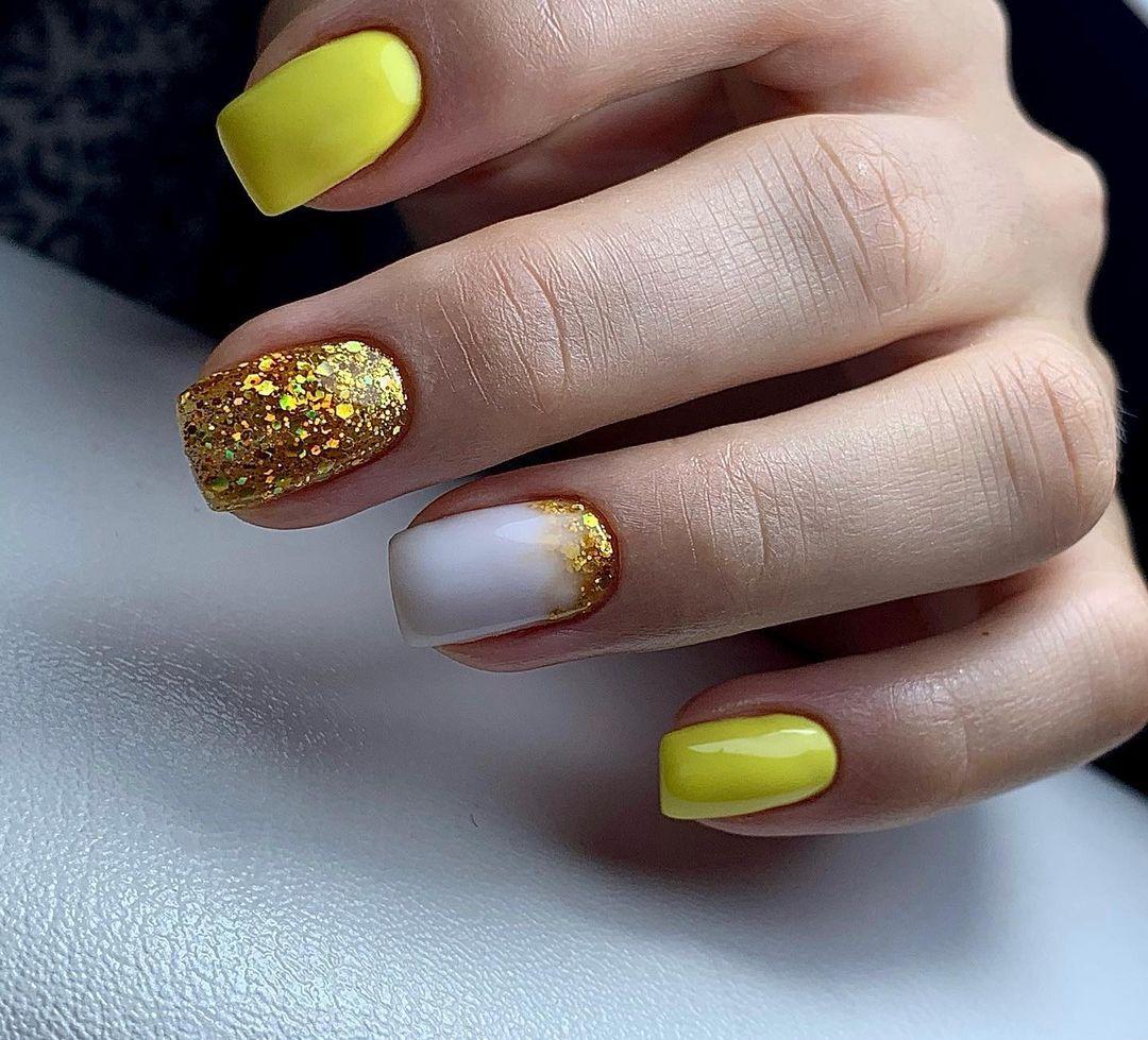 Манікюр / instagram.com/svetlana_svetyli Манікюр / instagram.com/svetlana_svetyli