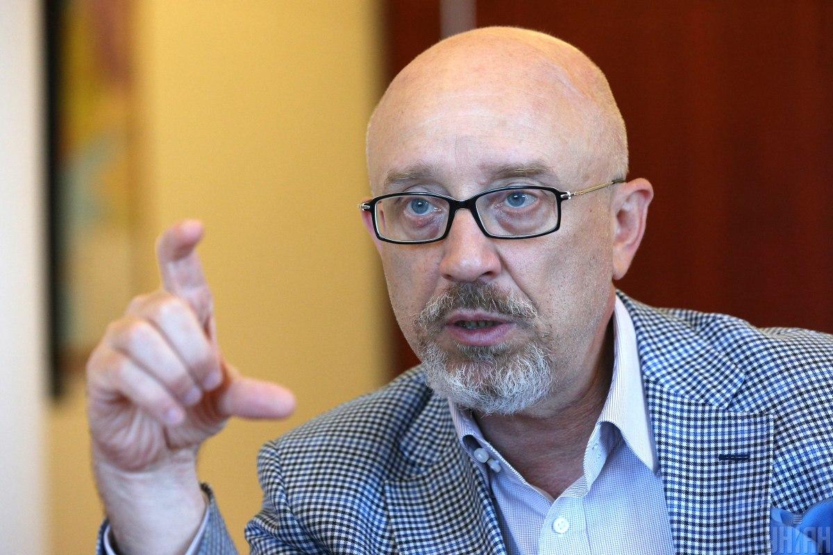 Резніков розповів про скарги бійців на їжу / фото УНІАН Резніков розповів про скарги бійців на їжу / фото УНІАН