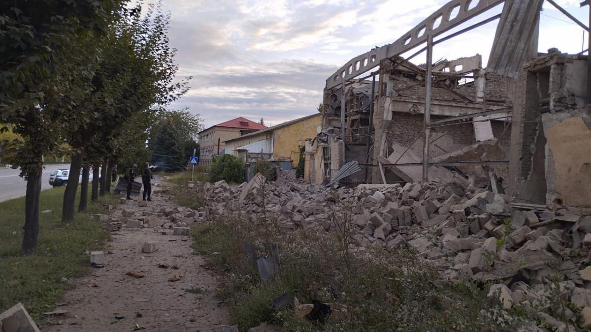 Под артиллерийский обстрел попал и Бахмут / фото Павел Кириленко в Telegram Под артиллерийский обстрел попал и Бахмут / фото Павел Кириленко в Telegram