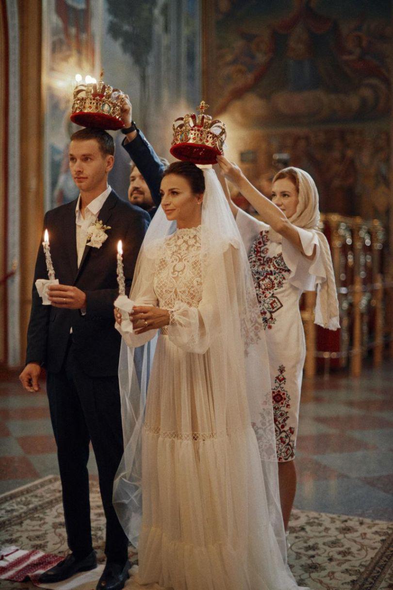 Ілона Гвоздьова обвінчалася з чоловіком / фото viva Ілона Гвоздьова обвінчалася з чоловіком / фото viva