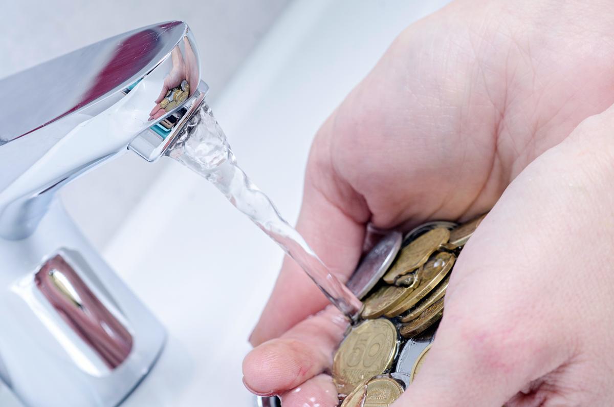 Денис Шмигаль незадоволений підвищенням тарифів на воду в Україні / фото depositphotos.com Денис Шмигаль незадоволений підвищенням тарифів на воду в Україні / фото depositphotos.com